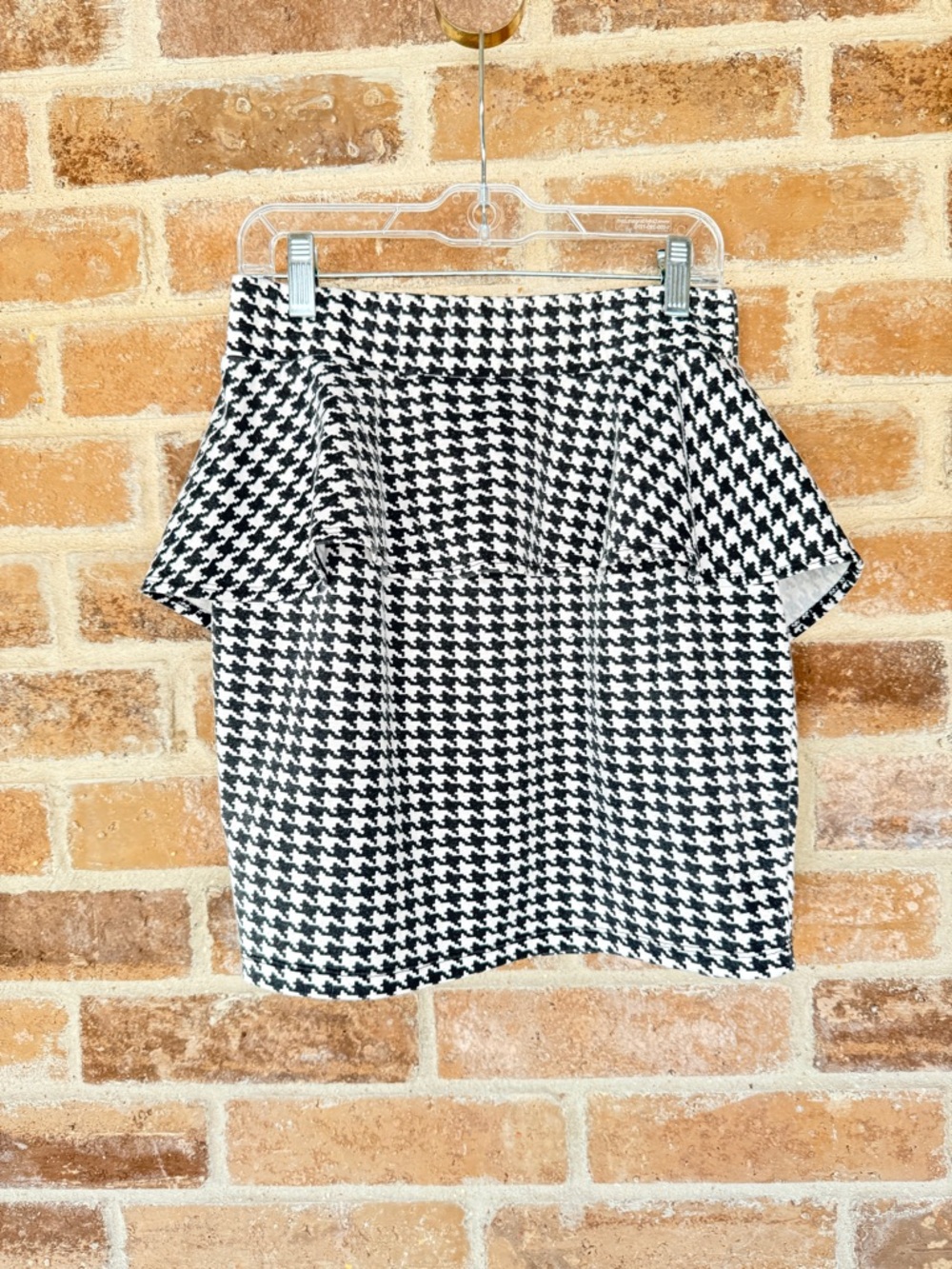 Black & White Houndstooth Peplum Mini Skirt